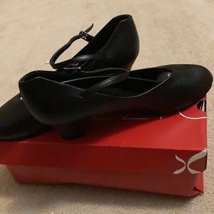Capezio performance shoes size 7.5 tap dance